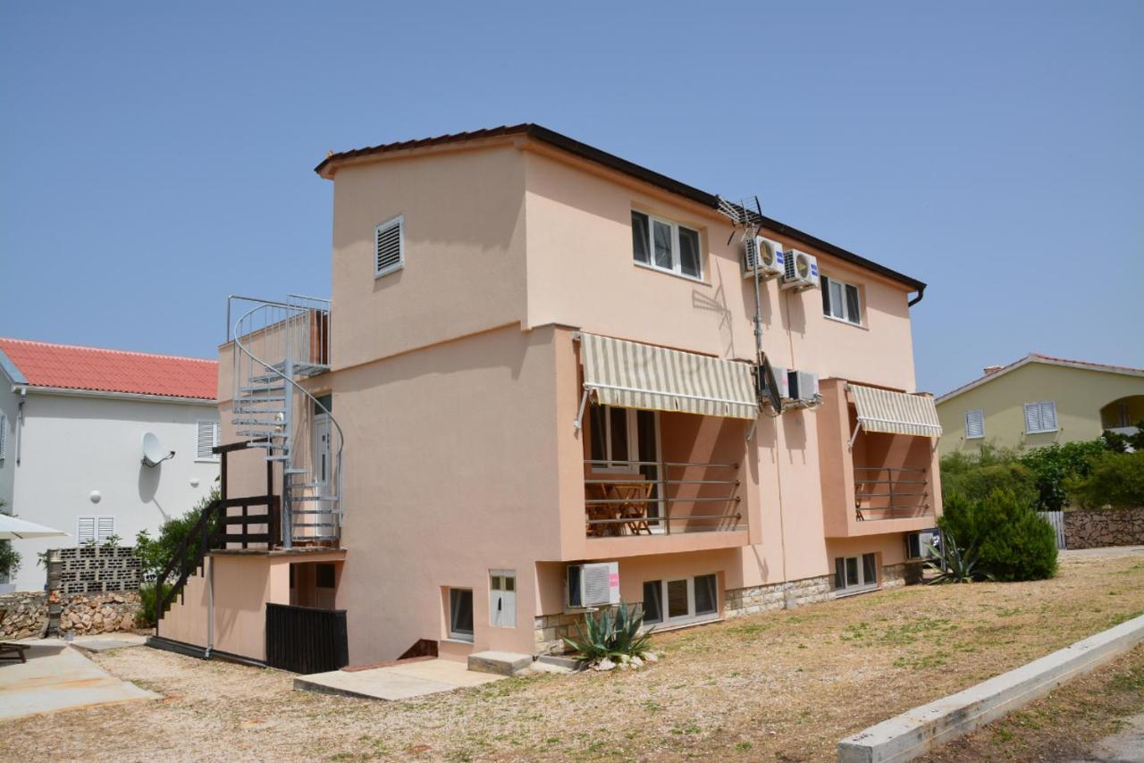 Apartments Marina Ražanac Eksteriør billede